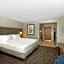 Holiday Inn Express Hotel & Suites Columbus By IHG