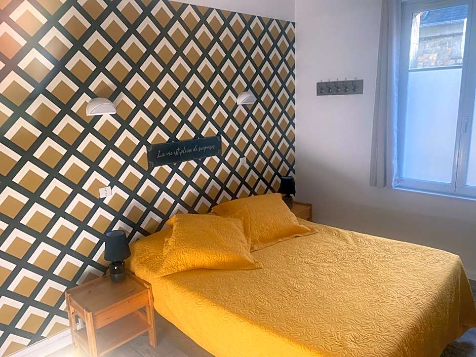 Photo 1 of 4 of Double Room