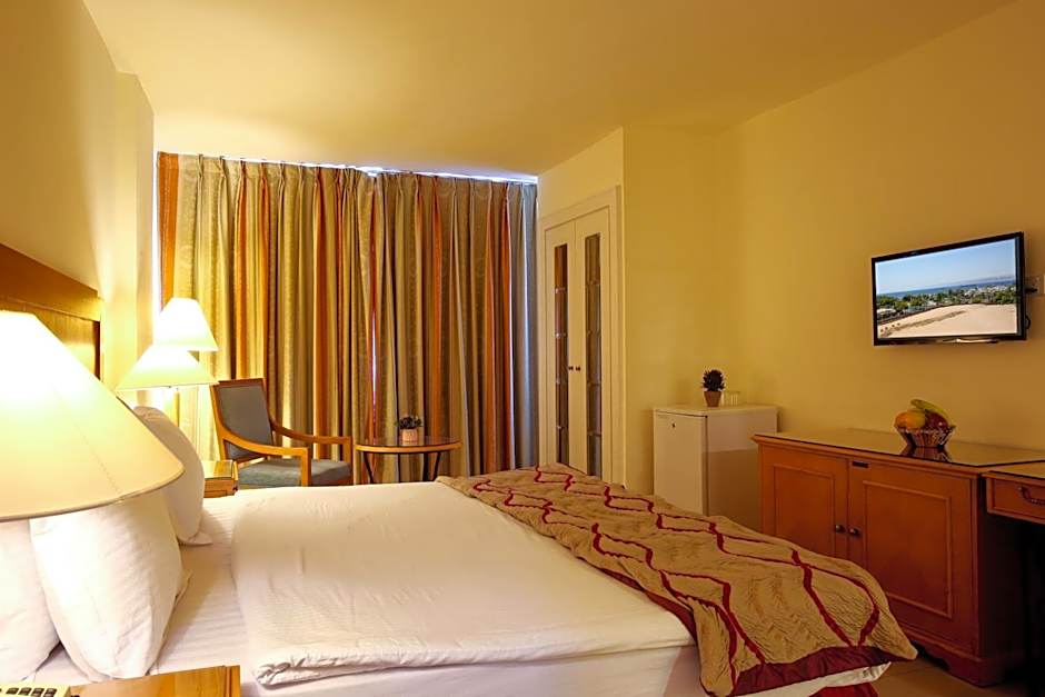 Mina Hotel