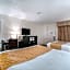 Travelodge by Wyndham Traverse City MI