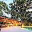 Papagayo Golden Palms Beachfront Hotel