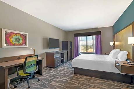 King Room - Disability Access/Non-Smoking
