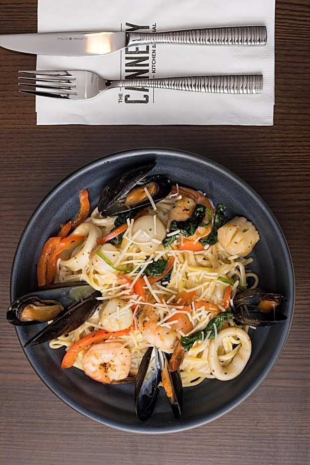 DoubleTree by Hilton Kingston