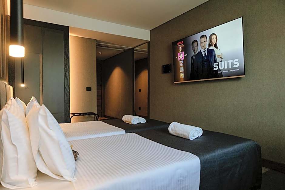 Lumière Hotel Pool & SPA