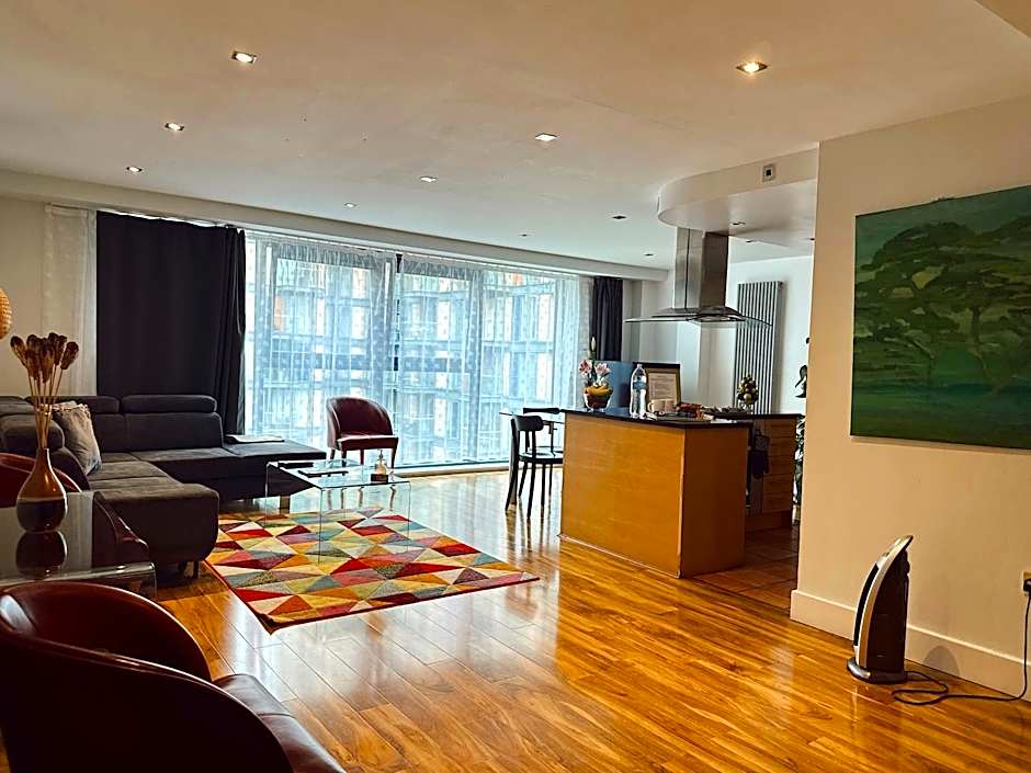 Canary Wharf - Luxury Apartments