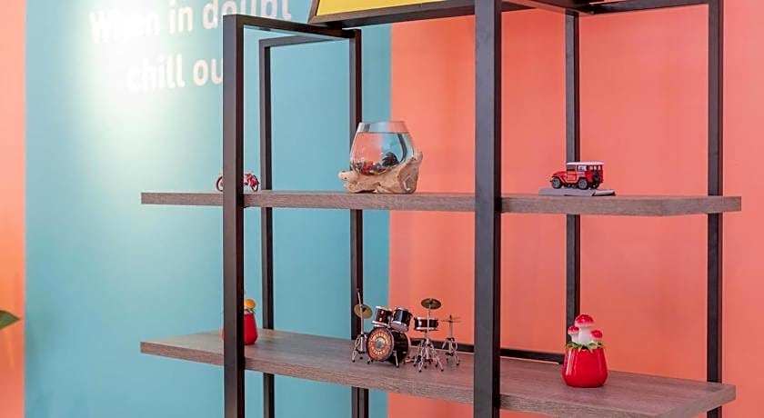 Sans Hotel Queen Batu