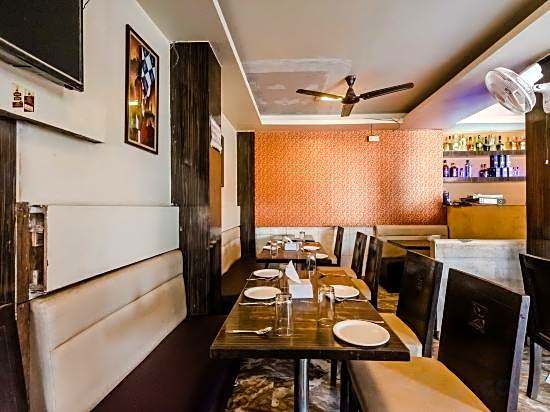 OYO Hotel Sarovar Grand