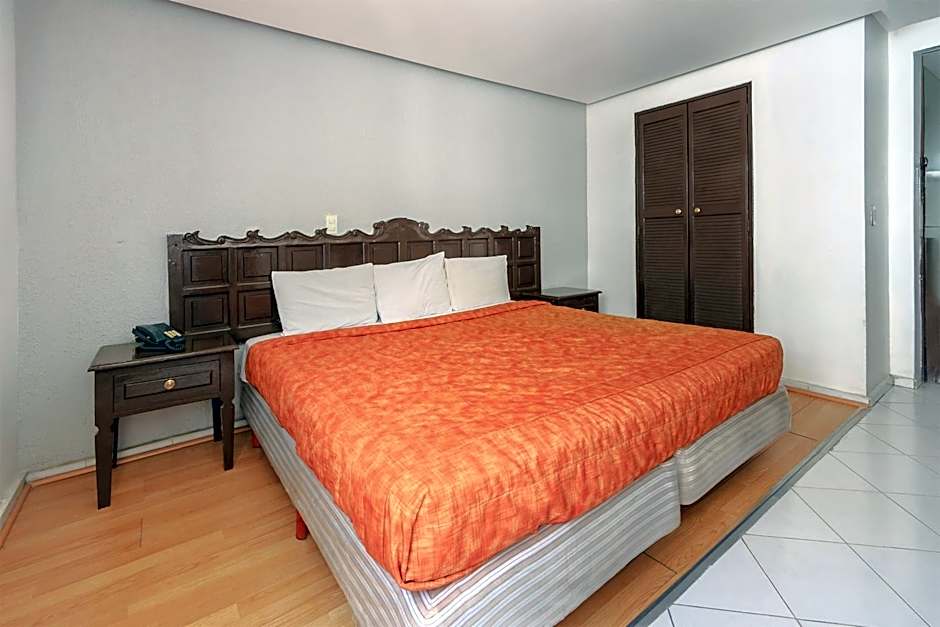 Capital O Hotel Colon Express Guadalajara