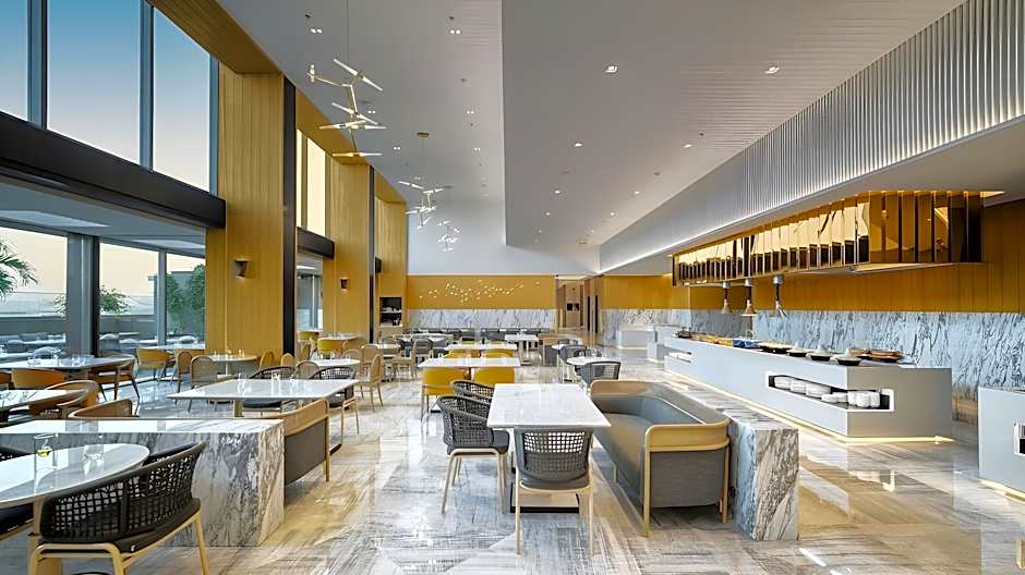 Gateway Ahmedabad, Sindhu Bhavan Road