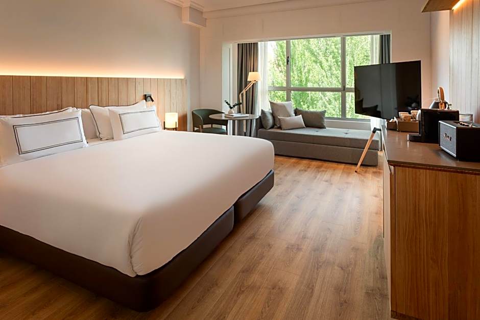 Melia Madrid Barajas