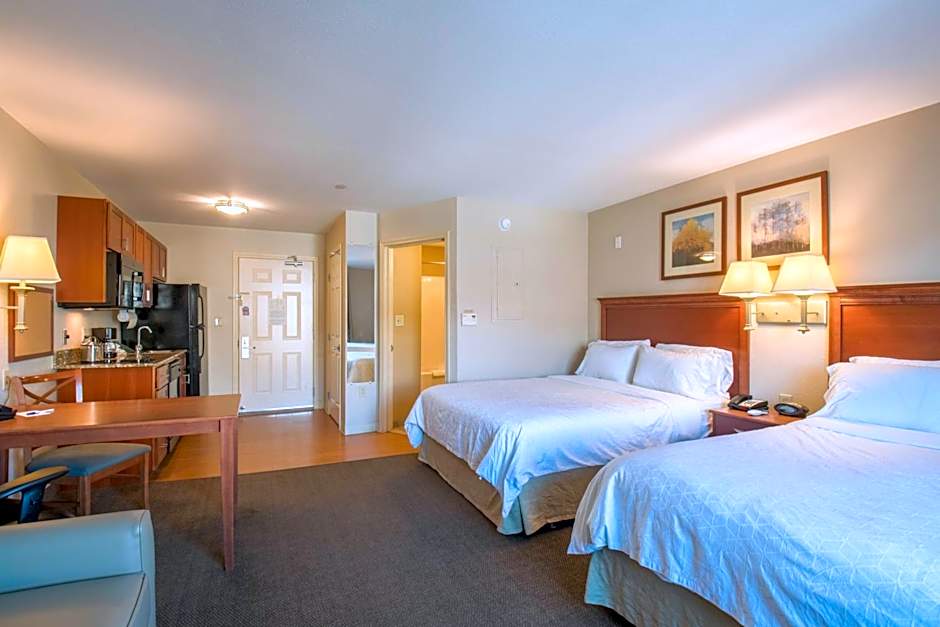 Western Slope Suites Parachute