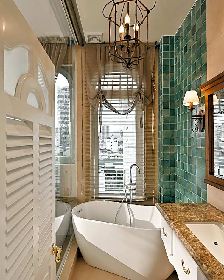 THE LUNA - Boutique Hotel