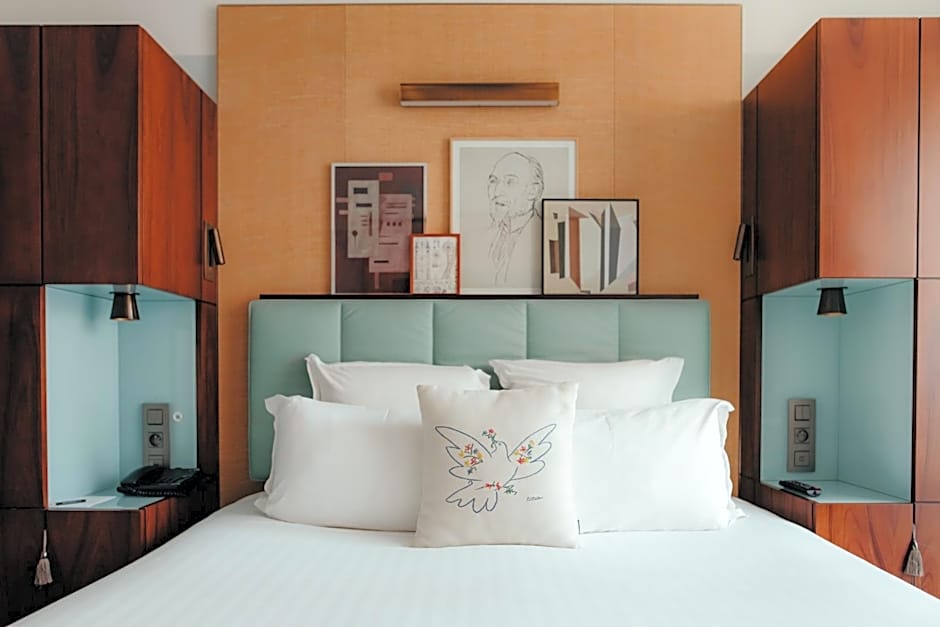 Hôtel Eiffel Blomet