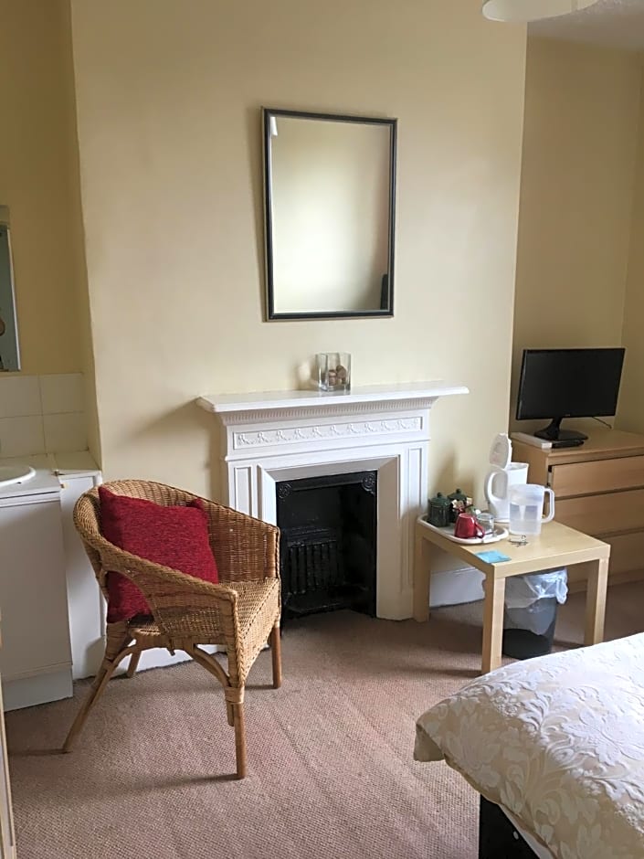 The Townhouse B and B free continental breakfast included