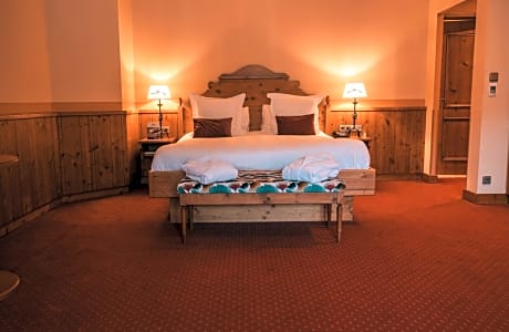 Romantique Supérieure avec jacuzzi privatif