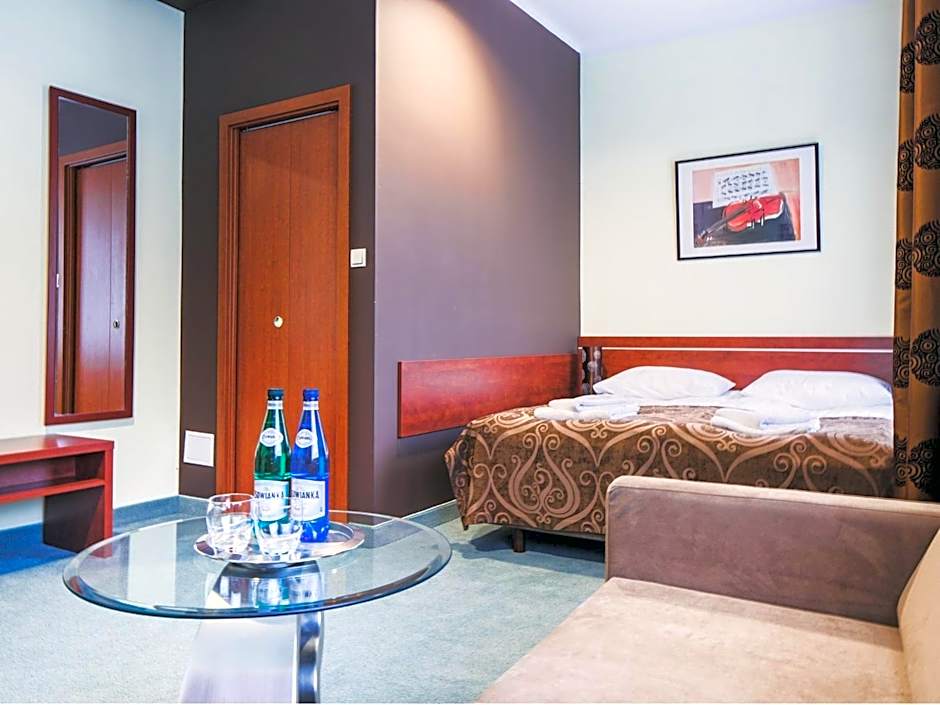 Hotel Chmielna Warsaw