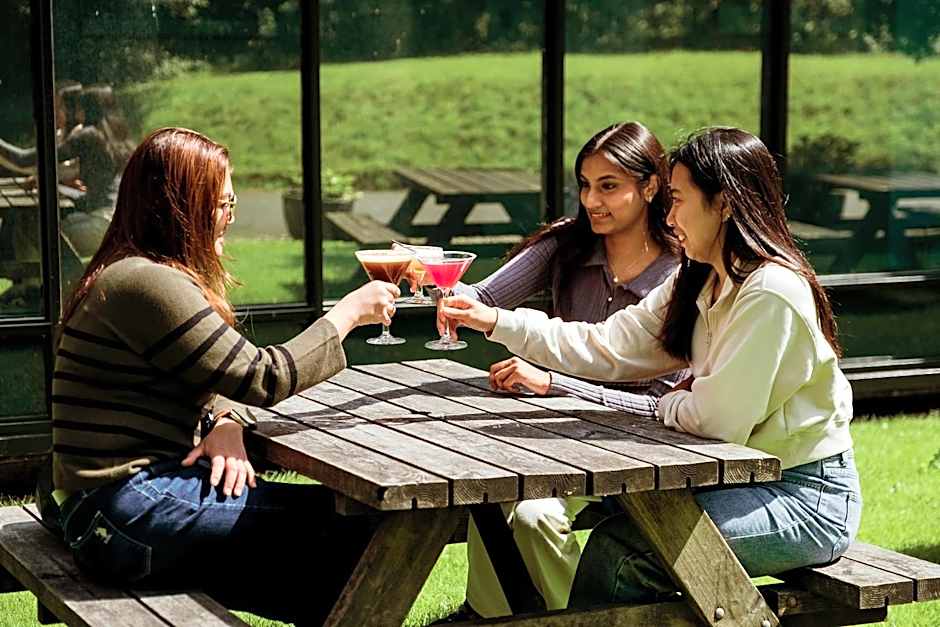 Muthu Glasgow River Hotel