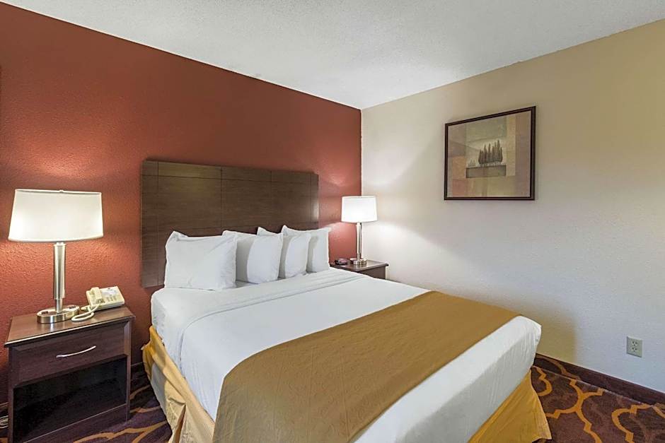 Quality Inn Kearney South