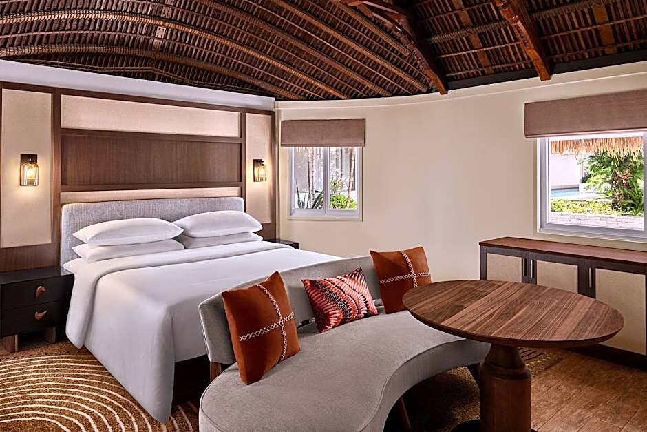 Sheraton Samoa Aggie Grey's Hotel & Bungalows