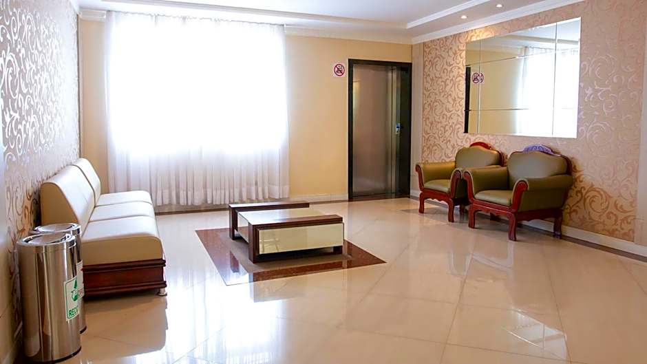Pietro Angelo Hotel