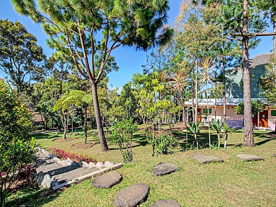 Hotel O Villa Inn App Trawas Bintaro Syariah