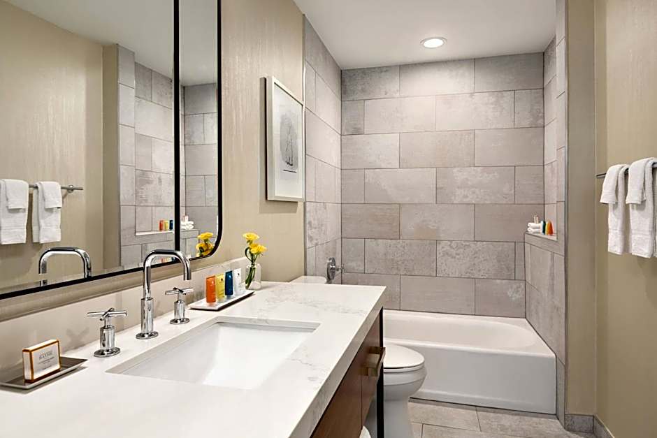 Twelve Midtown, Autograph Collection by Marriott