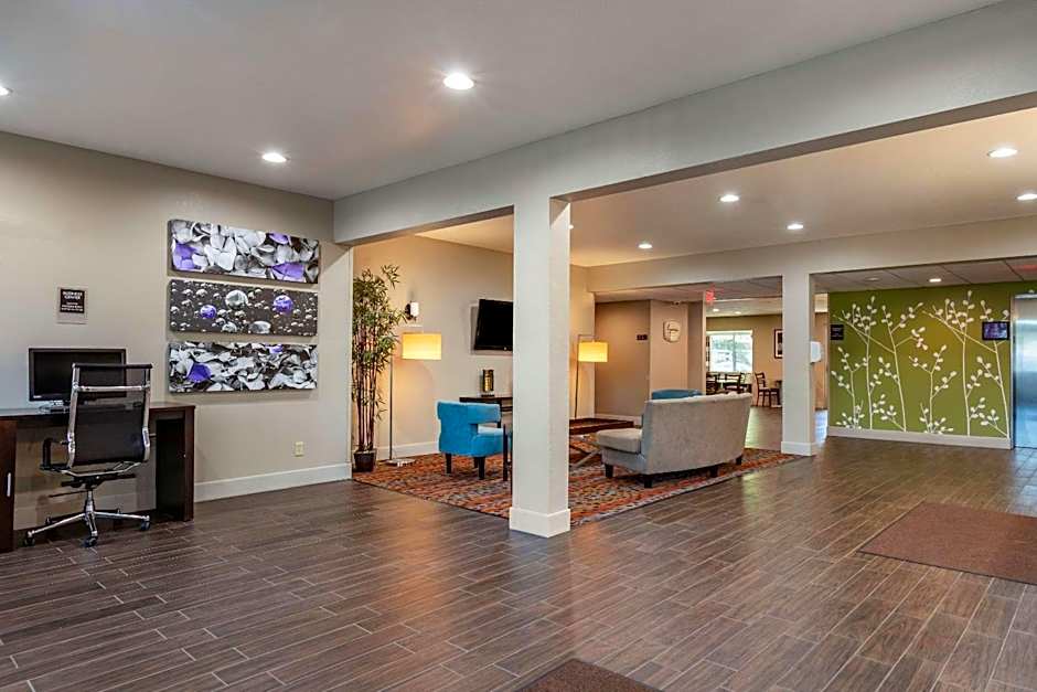 Sleep Inn & Suites Kalamazoo Southwest