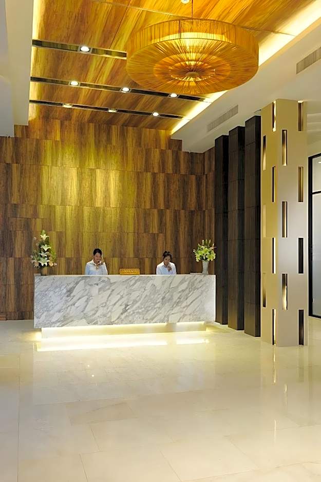 Grand Ratchapruek Hotel