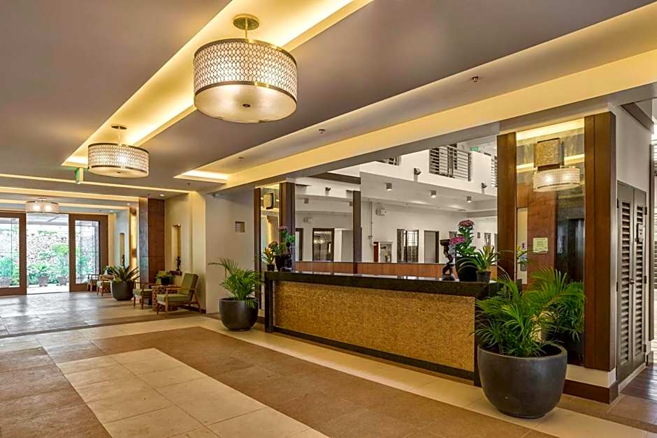 Outlook Ridge Residences - North