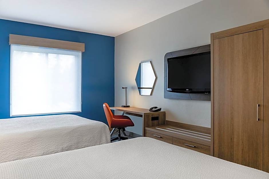 Holiday Inn Express Vancouver North By IHG