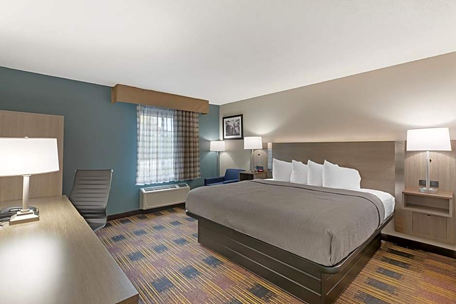 Quality Inn Newton at I-80