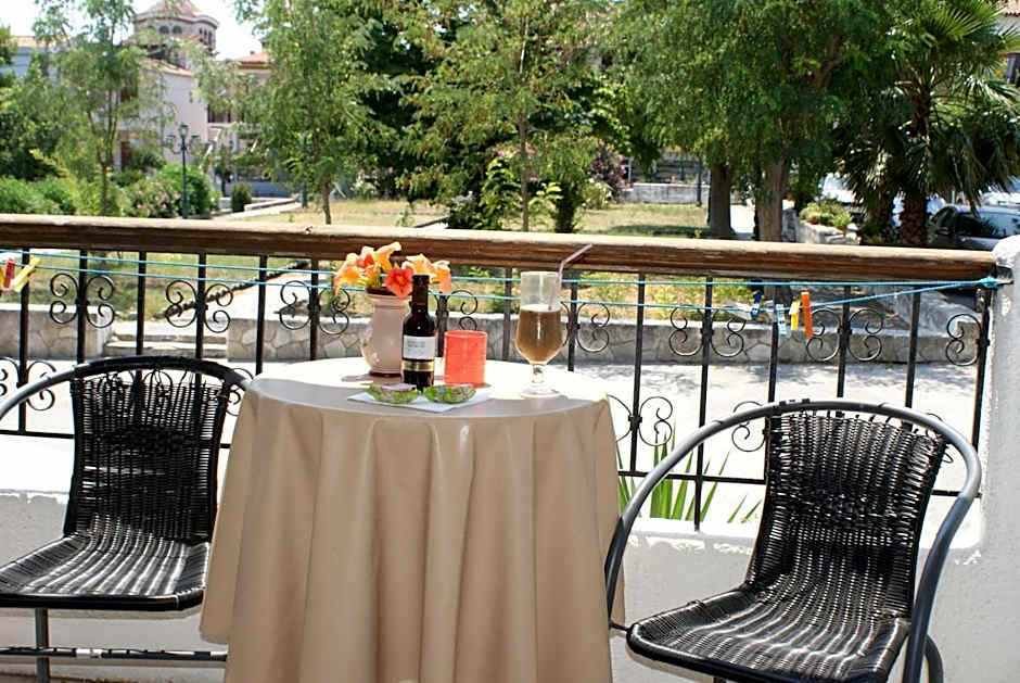 HOTEL AGNI -ENOIKIAZOMENA DIAMERIZMATA