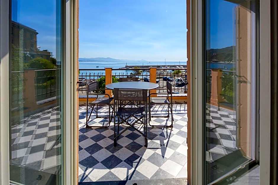 Residence Via Di Francia