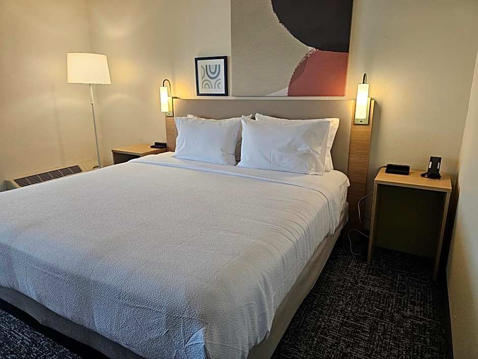 District 3 Hotel, Ascend Hotel Collection