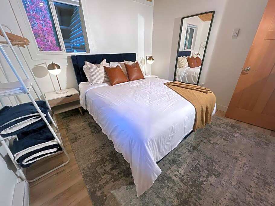 7 Acres Forest - Skiing Close - Privacy - Theatre