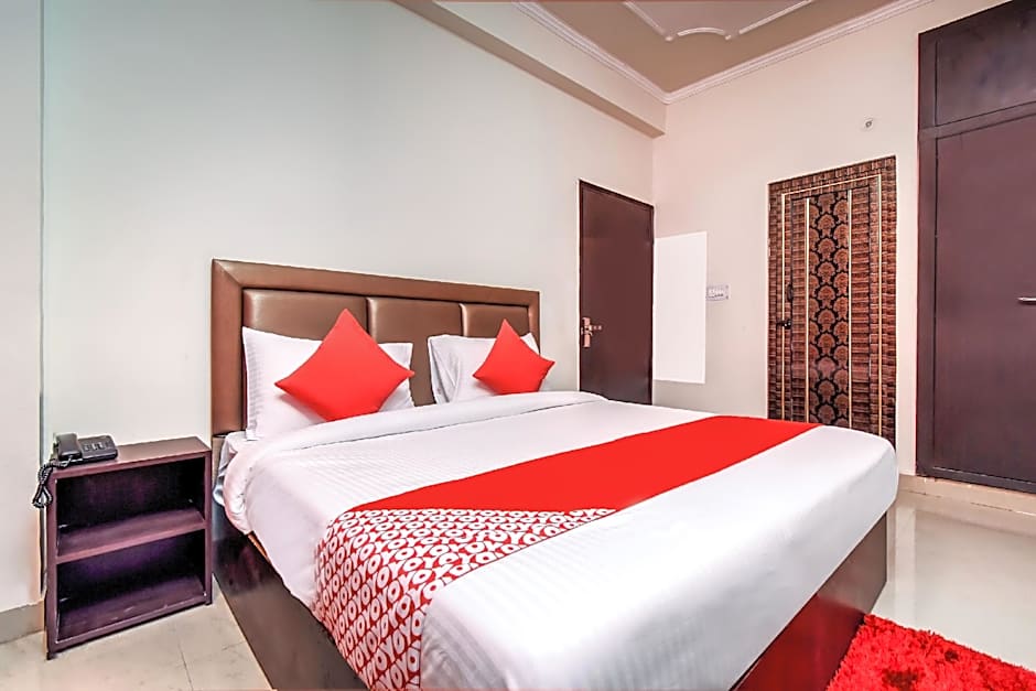 Apple Pie By OYO Rooms – Noida, DC