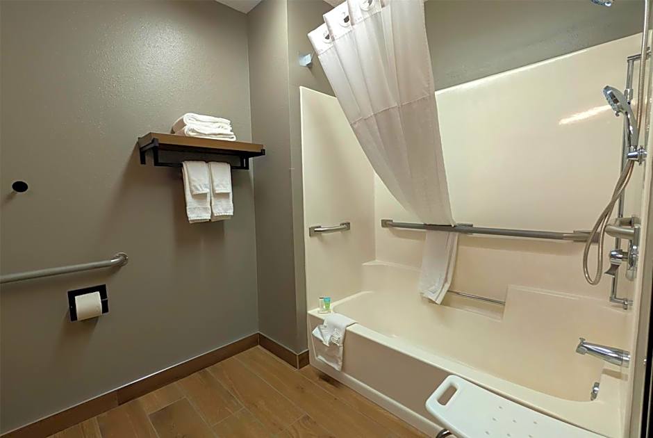 Super 8 by Wyndham Perham