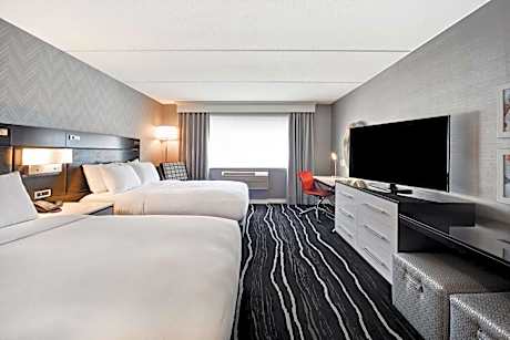 Queen Room with Two Queen - Mobility/Hearing Accessible