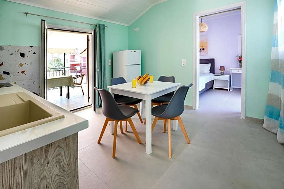 Filalithis Studios & Apartments