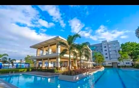 Caren 8-Spatial Condo Maa 2br fully-furnished wtih unli Pool access