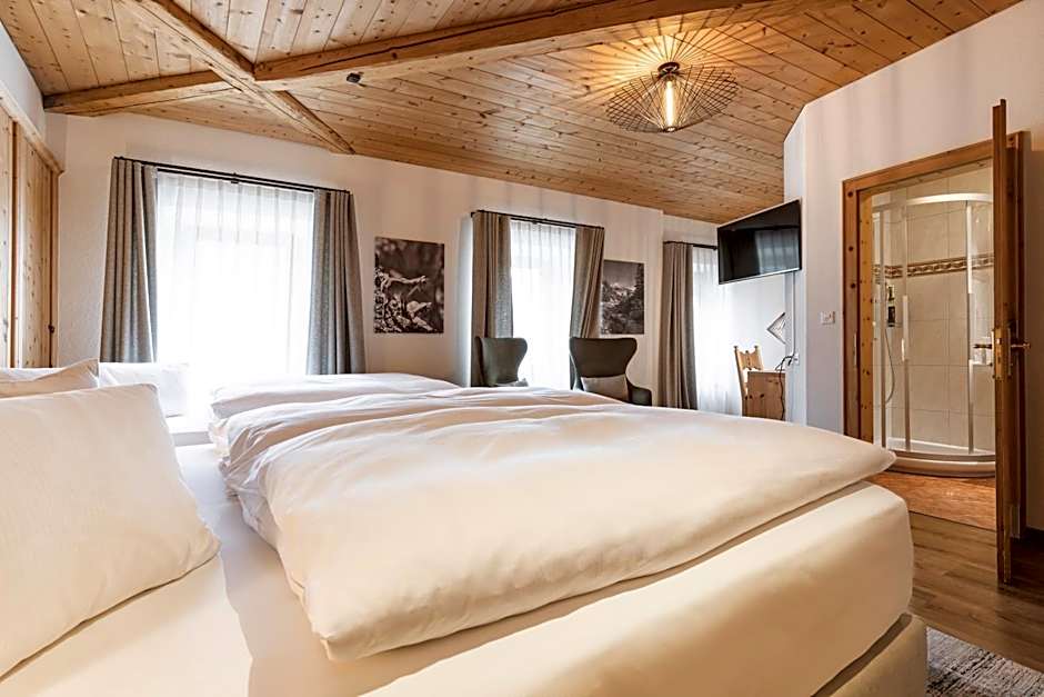 Hotel Baer & Post Zernez