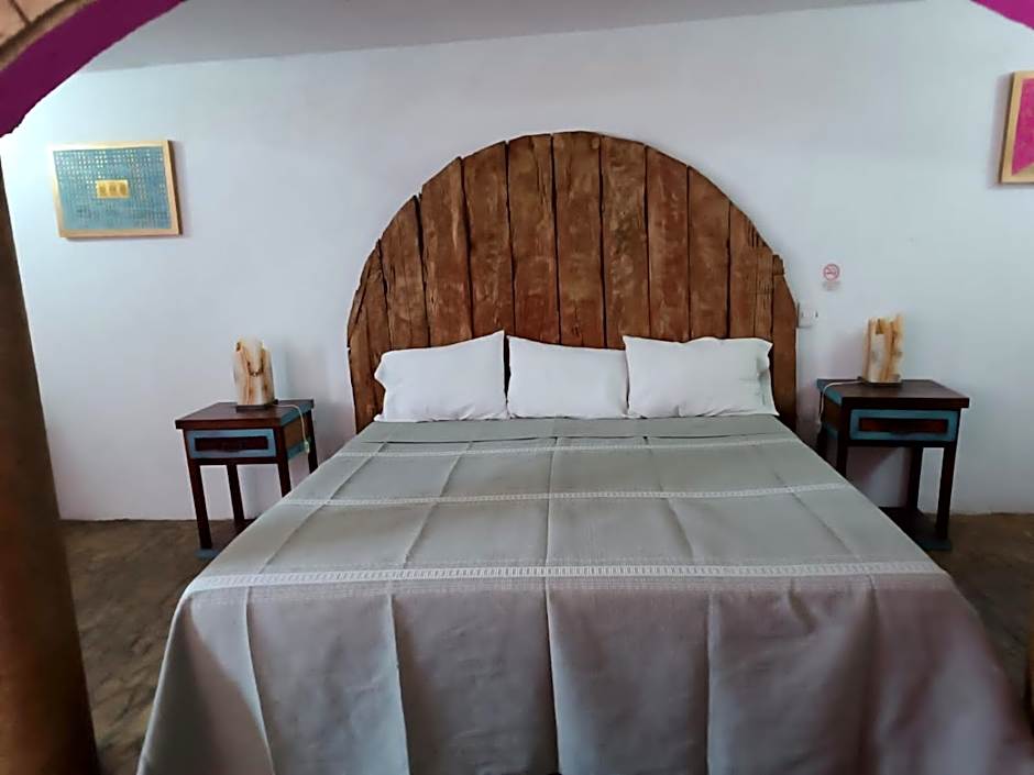 HOTEL BACANTES