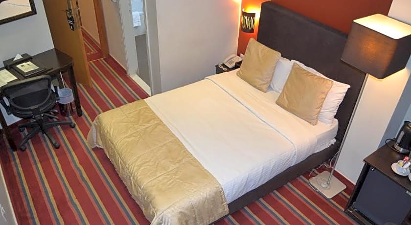 The J Hotel and Spa