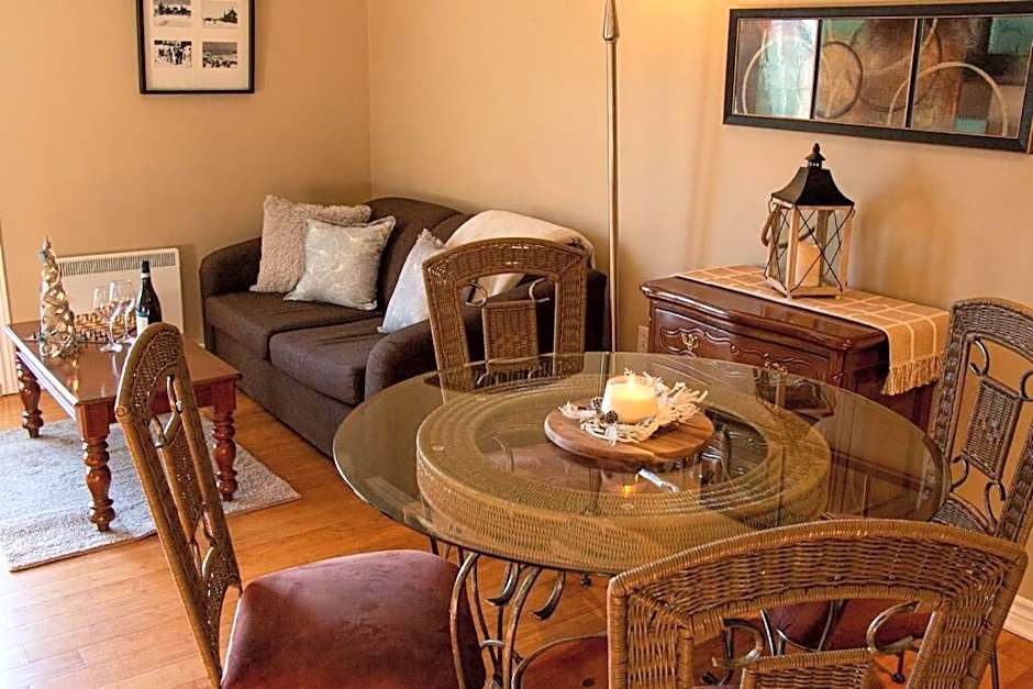 Charming studio with kitchen St-Sauveur