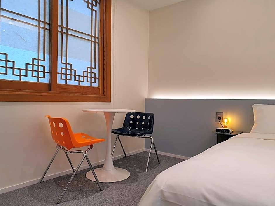 HotelArrive Jeonju Sihwayeonpung