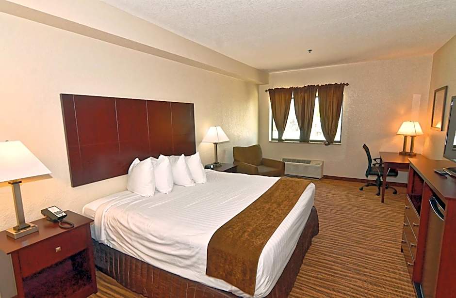 Cobblestone Inn & Suites - Clarion