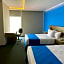La Quinta Inn & Suites by Wyndham Puebla Palmas