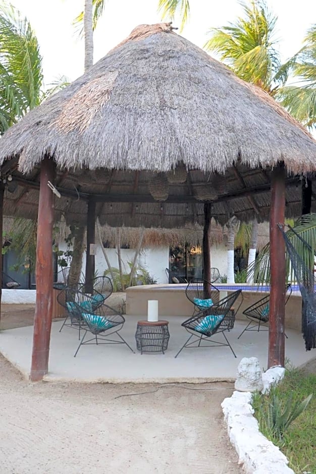 Mayan Mittoz