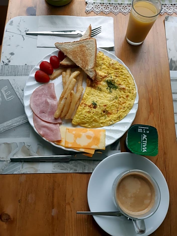 Big Axe Bed & Breakfast