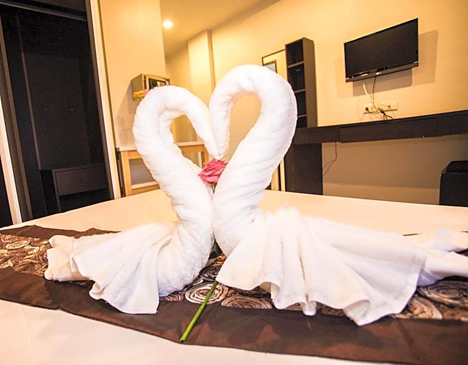 Happy 99 Guest house